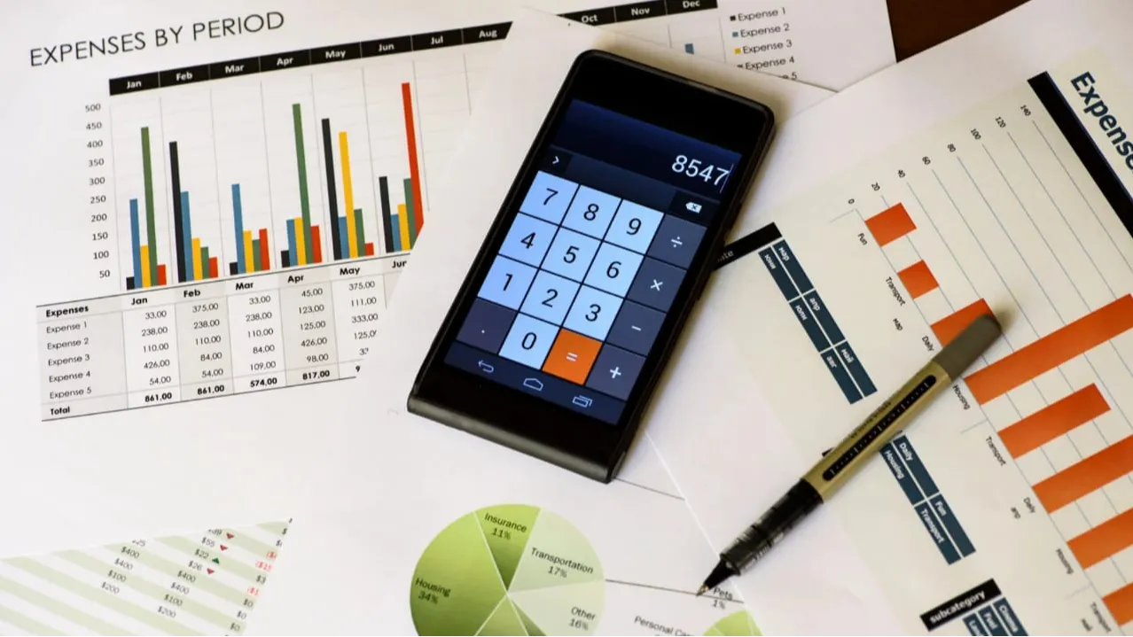 Say Goodbye to Tax Headaches with Keloola’s Tax Compliance Tools!