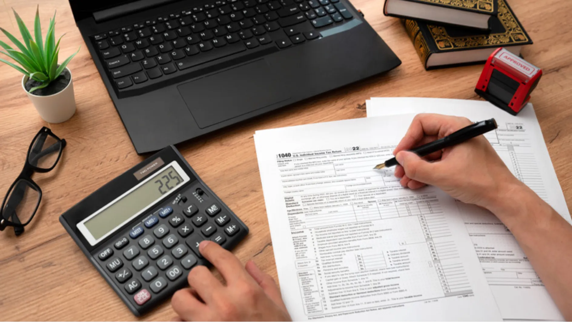 Stop Losing Money! Switch to Indonesia’s #1 Accounting Software Today