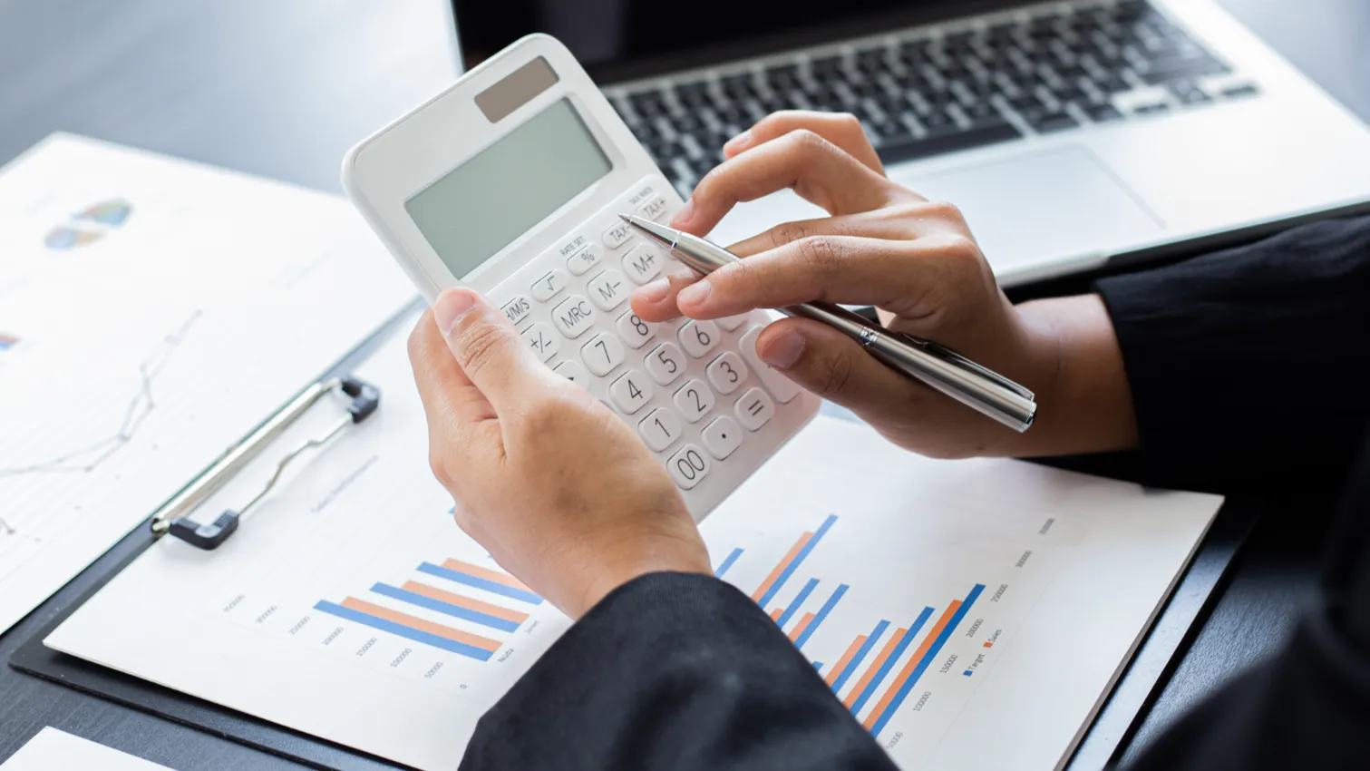 Bagaimana Pelaporan Keuangan Membantu Bisnis Mendapatkan Investasi dan Pendanaan