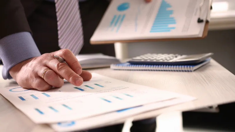 Mana yang Anda Butuhkan? Software Keuangan Custom vs. Terintegrasi